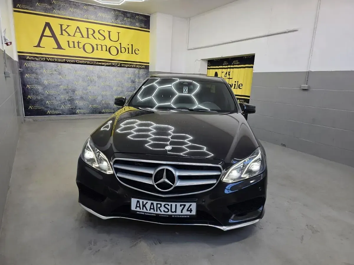 Gebraucht Mercedes E200 AMG 136 PS (100 kW) 2015 Schwarz Limousine
