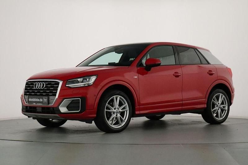 Tangorot metallic Gebraucht 2019 Audi Q2 S-Line SUV | 20.949 € (Fairer Preis) - Bild 1/4