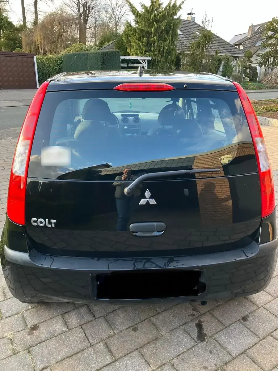 Gebraucht Mitsubishi Colt 75 PS (55 kW) 2007 Schwarz Kombi