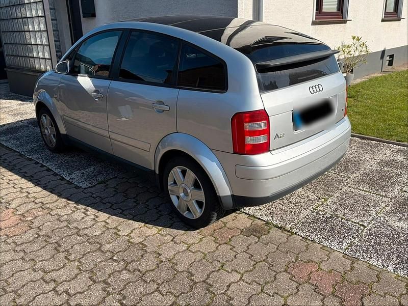Gebraucht Audi A2 75 PS (55 kW) 2001 Silber Kleinwagen