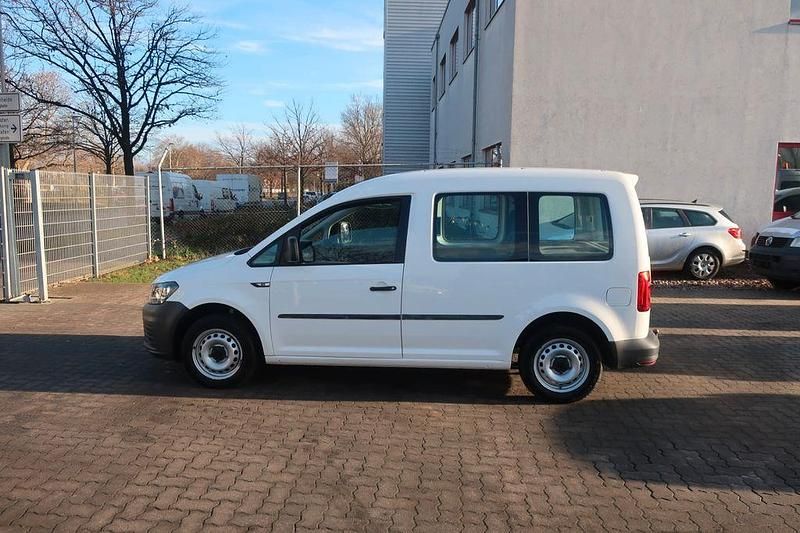 Gebraucht VW Caddy 102 PS (75 kW) 2017 Weiß Van / Kleinbus