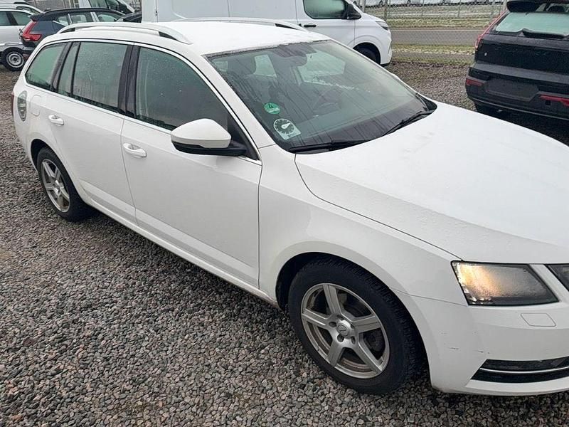 Gebraucht Skoda Octavia Style 116 PS (85 kW) 2018 Kombi