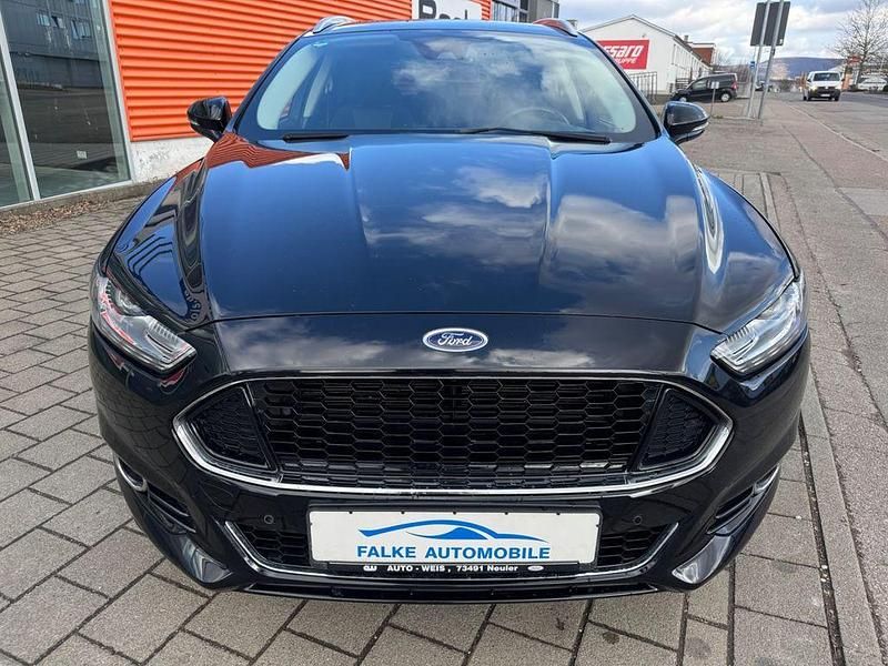 Gebraucht Ford Mondeo Titanium 203 PS (149 kW) 2016 Schwarz Limousine