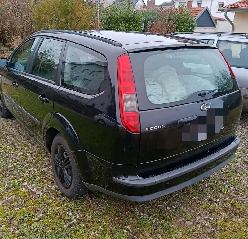 Gebraucht Ford Focus 101 PS (74 kW) 2007 Schwarz Kombi