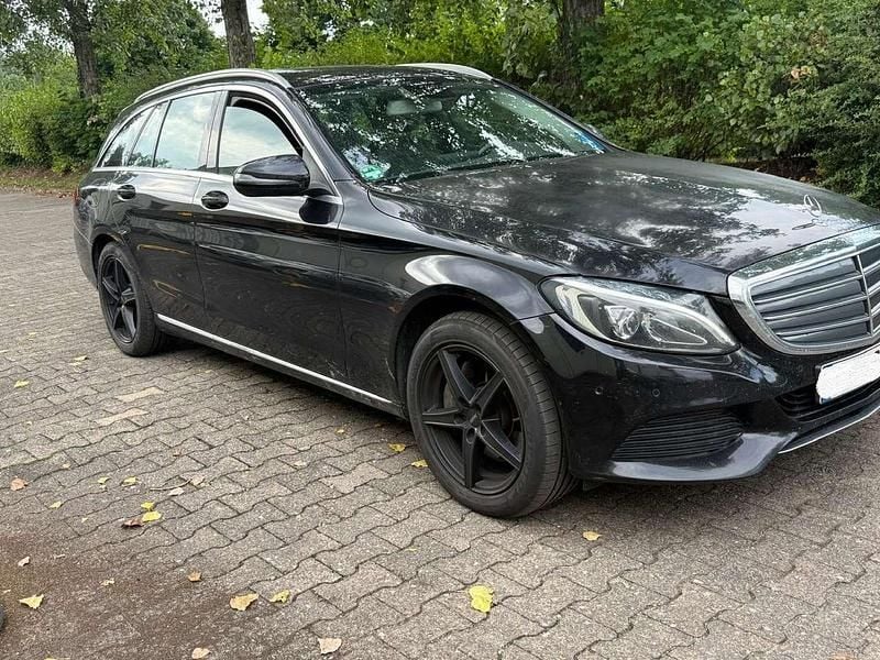 Gebraucht Mercedes C250 Business 204 PS (150 kW) 2017 Schwarz Kombi