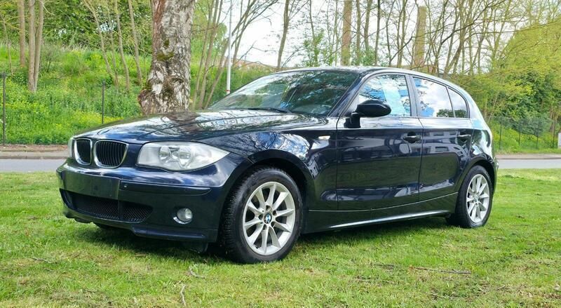 Blau Gebraucht 2007 BMW 118 Kleinwagen | 3.600 € (Fairer Preis) - Bild 1/4