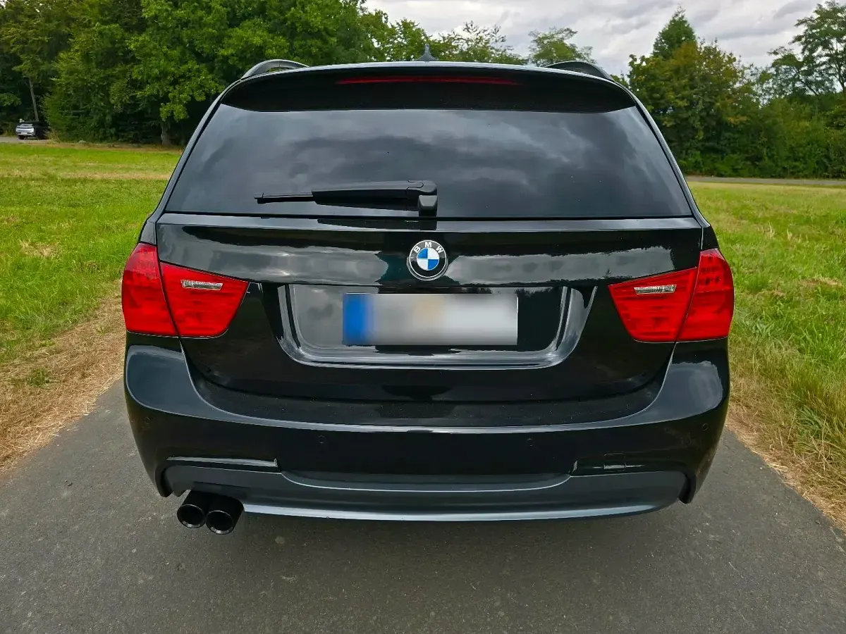 Gebraucht BMW 330 Competition Edition 245 PS (180 kW) 2009 Schwarz Kombi