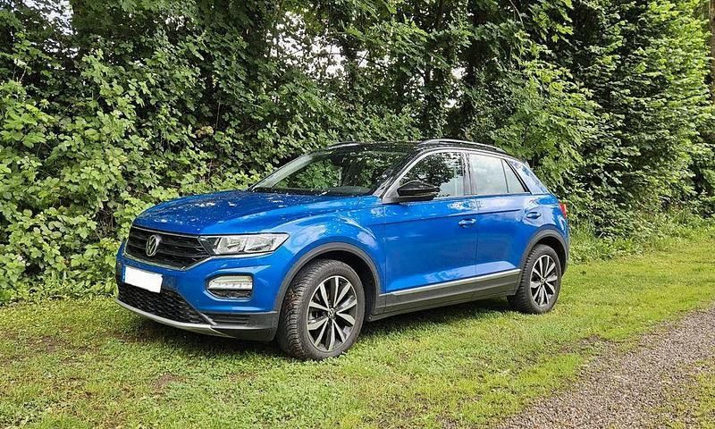 Blau Gebraucht 2021 VW T-Roc Style SUV | 19.500 € (Superpreis) - Bild 1/4