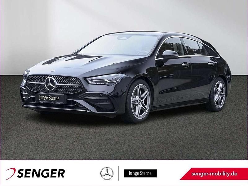 Unilack nachtschwarz Gebraucht 2024 Mercedes CLA180 Shooting Brake AMG Kombi | 32.830 € - Bild 1/4