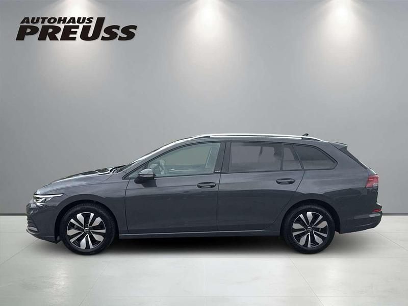 Gebraucht VW Golf VIII Move 150 PS (110 kW) 2023 Delfingrau metallic Kombi
