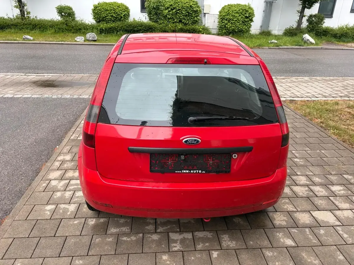 Gebraucht Ford Fiesta 81 PS (59 kW) 2005 Rot Kleinwagen