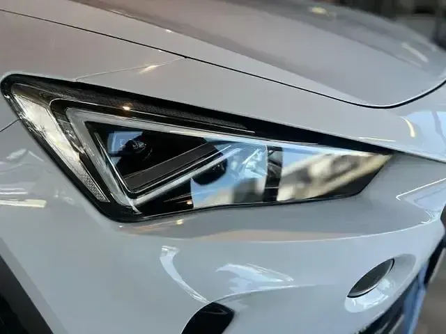 Gebraucht Cupra Formentor 150 PS (110 kW) 2024 Weiß SUV