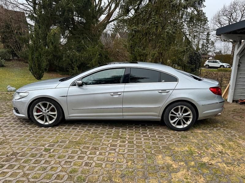 Gebraucht VW Passat R-line 300 PS (220 kW) 2008 Silber Coupé