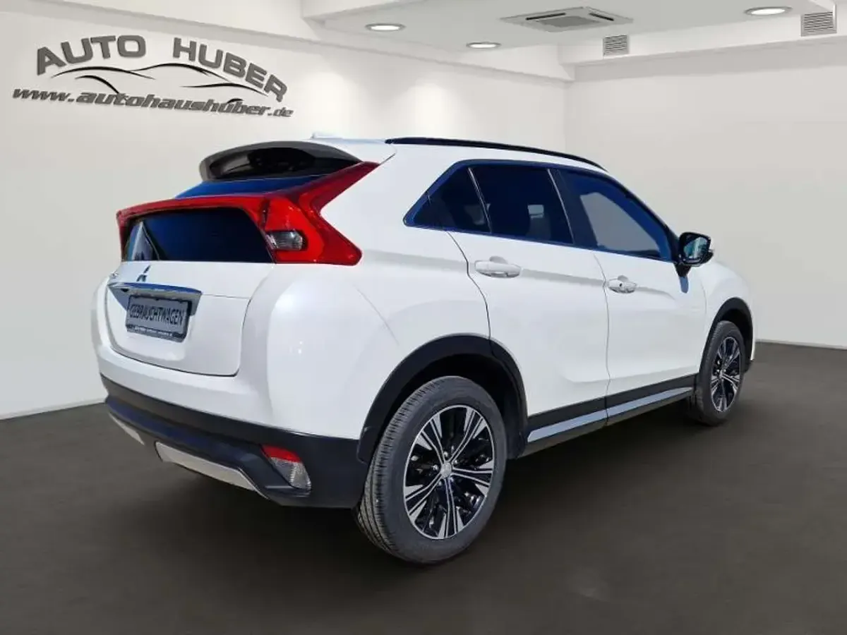 Gebraucht Mitsubishi Eclipse Cross Spirit+ 163 PS (119 kW) 2020 Weiß metallic SUV