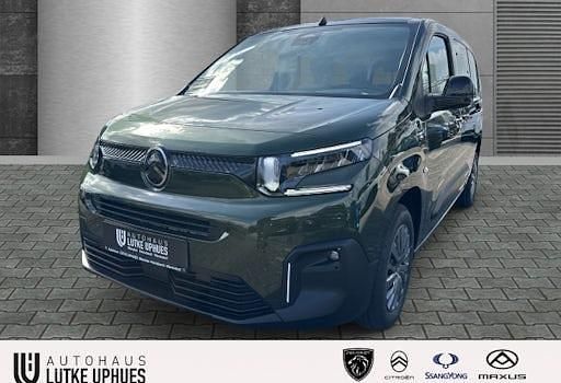Neu Citroën Berlingo 130 PS (95 kW) 2026 Grün Van / Kleinbus