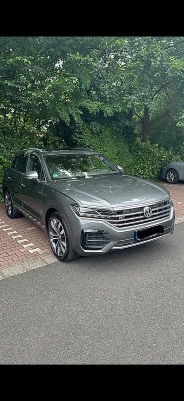 Gebraucht VW Touareg R-line 286 PS (210 kW) 2018 Grau SUV