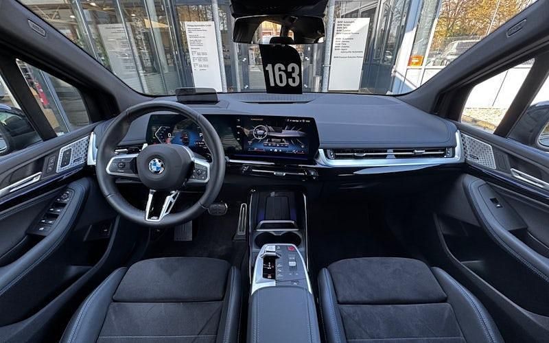 Gebraucht BMW 220 Luxury Line 170 PS (125 kW) 2025 Schwarz Kombi