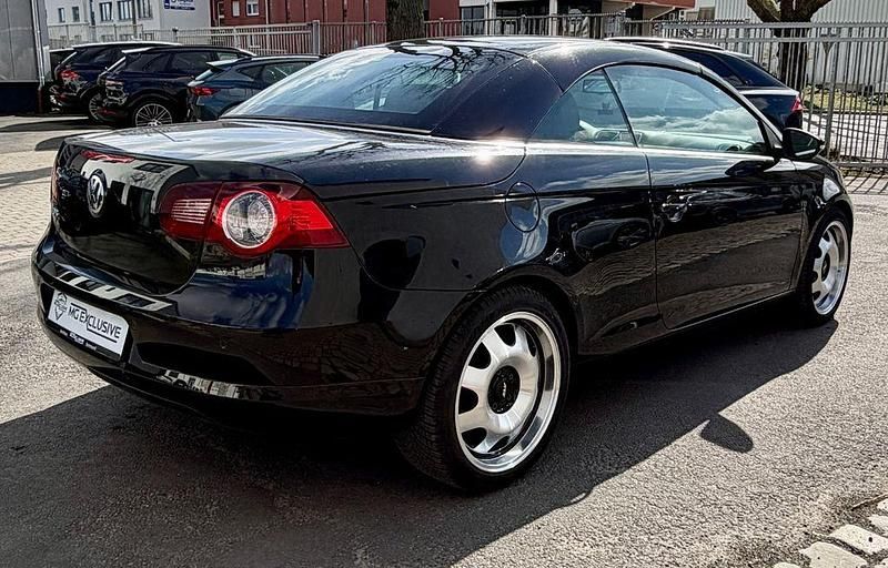 Gebraucht VW Eos 122 PS (89 kW) 2009 Schwarz Cabrio