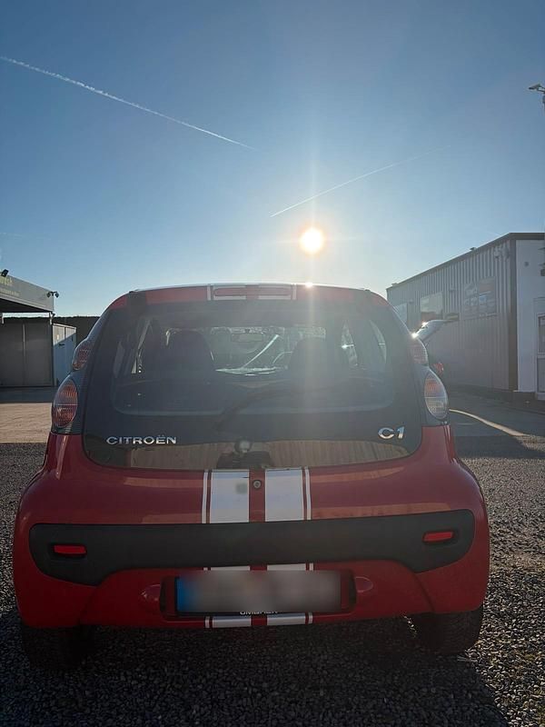 Gebraucht Citroën C1 68 PS (50 kW) 2007 Rot Kleinwagen