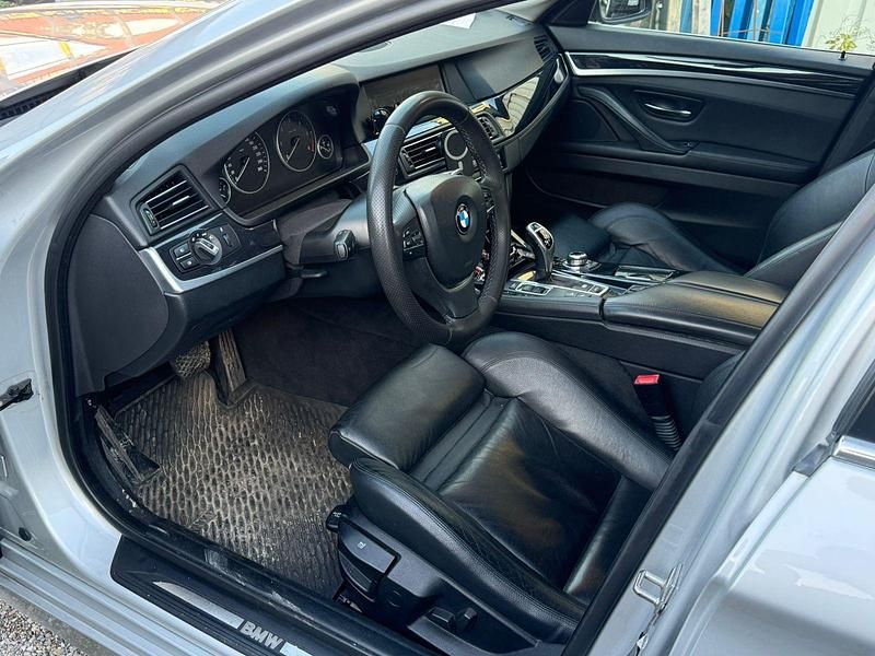 Gebraucht BMW 525 218 PS (160 kW) 2011 Silber Kombi