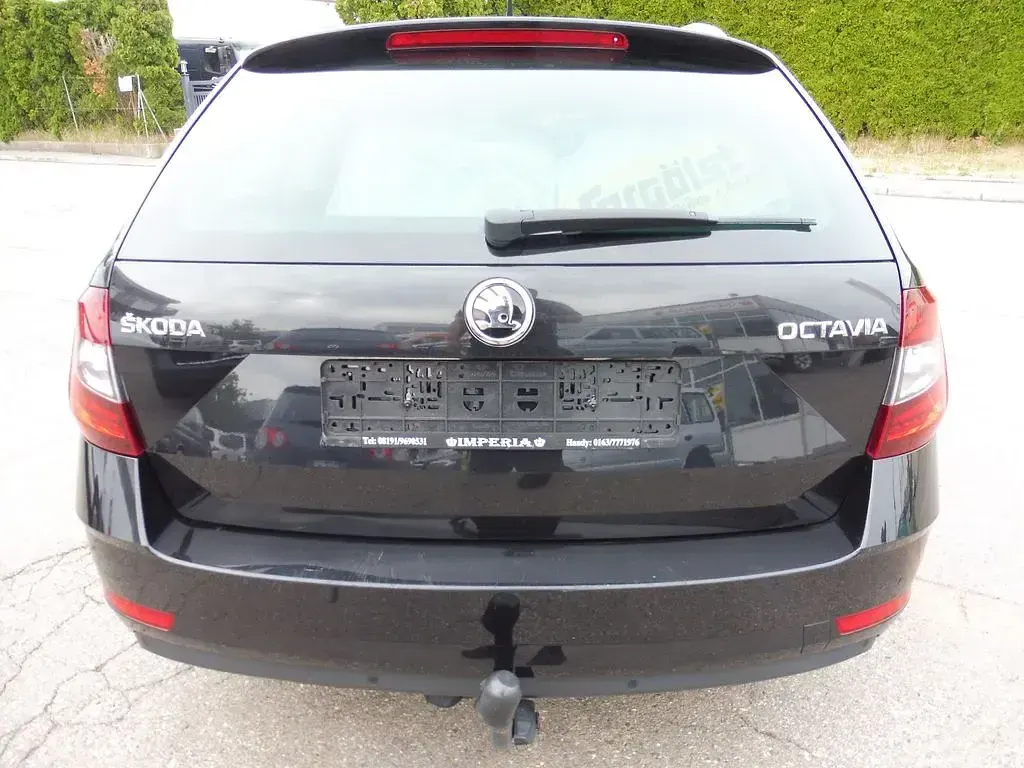 Gebraucht Skoda Octavia Style 150 PS (110 kW) 2017 Schwarz Kombi