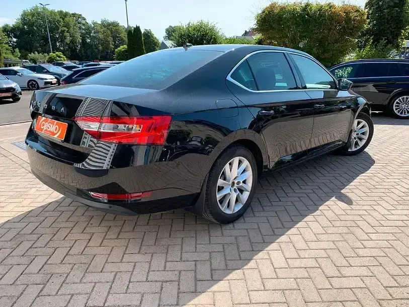 Gebraucht Skoda Superb 190 PS (139 kW) 2023 Schwarz Limousine