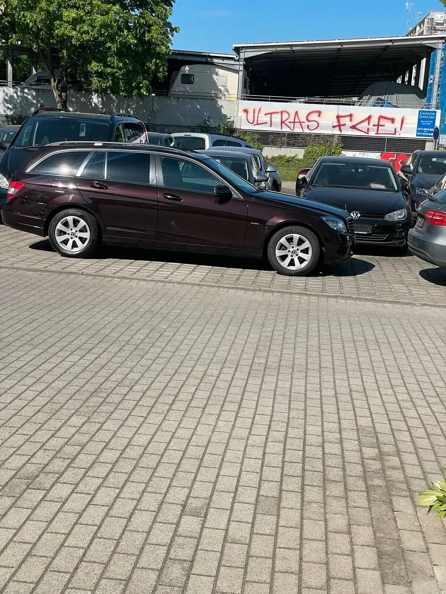 Gebraucht Mercedes C250 204 PS (150 kW) 2011 Braun Kombi