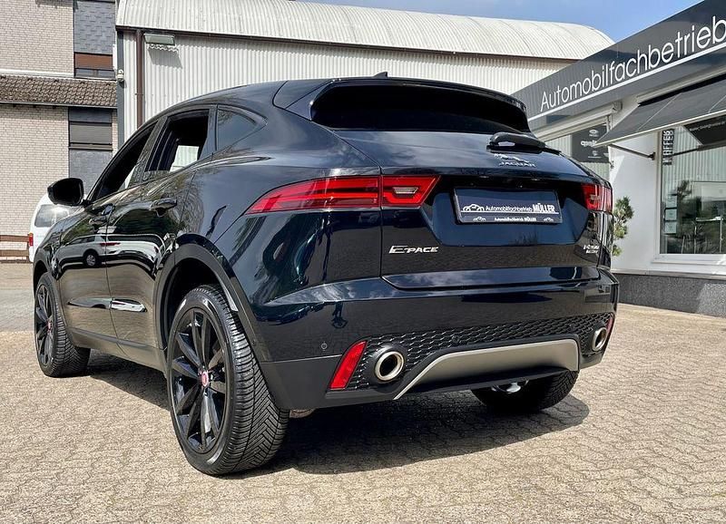 Second-hand Jaguar E-Pace 200 CP (147 kW) 2019 Negru SUV
