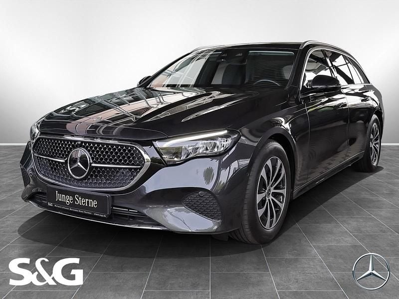 Metalliclack graphitgrau Gebraucht 2024 Mercedes E220 Avantgarde Kombi | 44.970 € (Superpreis) - Bild 1/4
