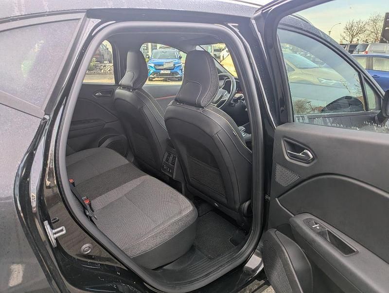 Gebraucht Renault Captur Techno 158 PS (116 kW) 2024 Schwarz SUV