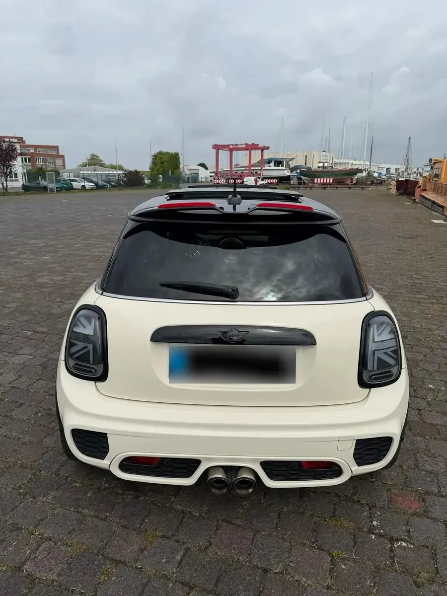 Gebraucht Mini John Cooper Works Coupé 192 PS (141 kW) 2017 Weiß Coupé