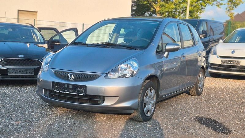 Grau Gebraucht 2006 Honda Jazz Kleinwagen | 2.990 € (Fairer Preis) - Bild 1/4