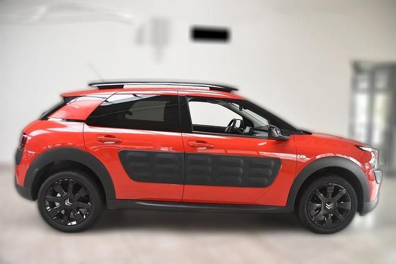 Rot metallic Gebraucht 2017 Citroën C4 Cactus Shine Kleinwagen | 8.770 € (Fairer Preis) - Bild 1/4