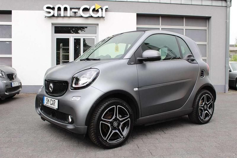 Titania grey matt Gebraucht 2017 Smart ForTwo Electric Drive Prime Kleinwagen | 9.990 € (Fairer Preis) - Bild 1/4