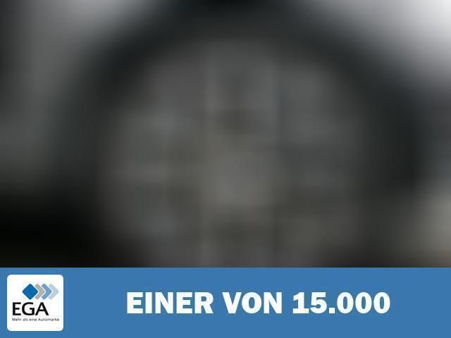 Gebraucht Volvo XC60 Plus 197 PS (144 kW) 2022 Grau metallic SUV