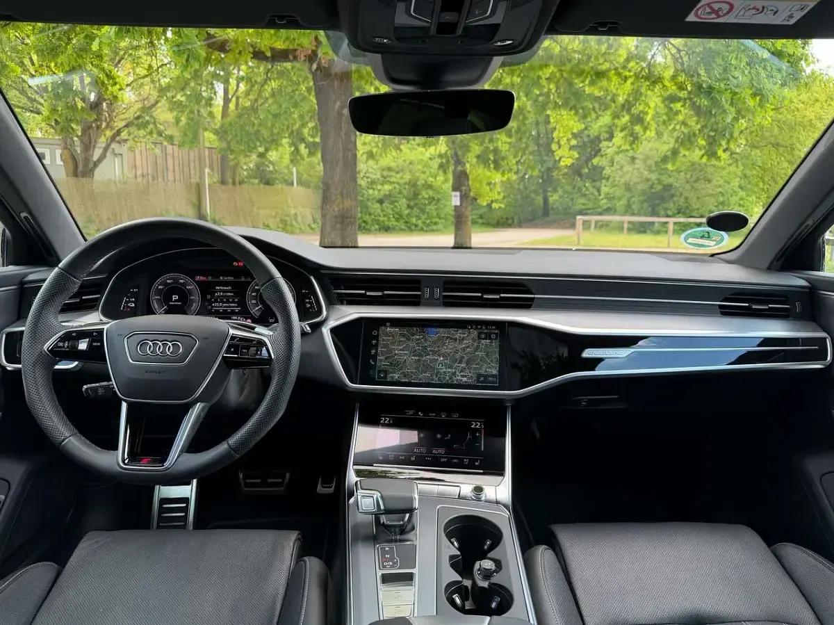 Gebraucht Audi A6 S-Line 367 PS (269 kW) 2024 Weiß Kombi