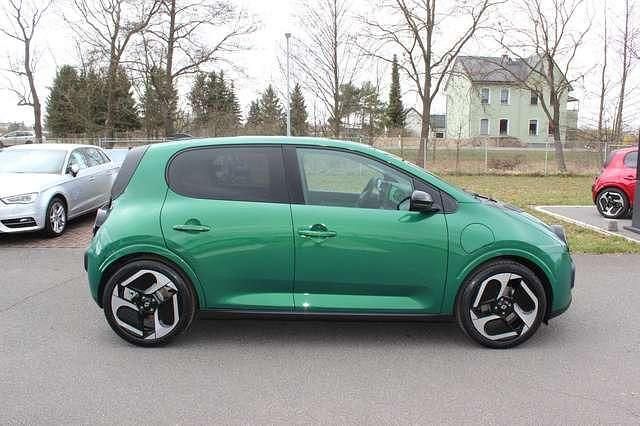 Neu Renault Twingo Techno 60 kW (82 PS) 2026 Grün metallic Kleinwagen
