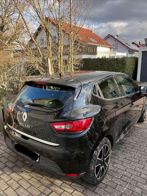 Gebraucht Renault Clio IV Luxe 120 PS (88 kW) 2015 Schwarz Limousine