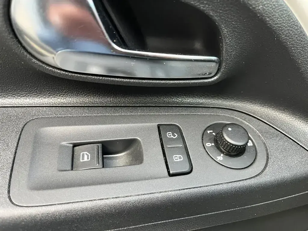 Gebraucht VW up! Cup 60 PS (44 kW) 2014 Weiß Kleinwagen