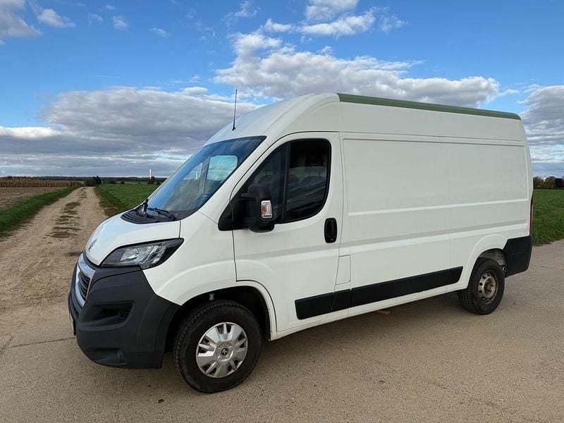 Weiß Gebraucht 2020 Peugeot Boxer Van | 17.250 € (Guter Preis) - Bild 1/4