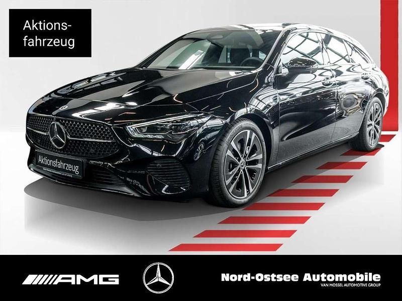 Metalliclack kosmosschwarz Gebraucht 2025 Mercedes CLA180 Shooting Brake Night Kombi | 37.598 € (Teuer) - Bild 1/4