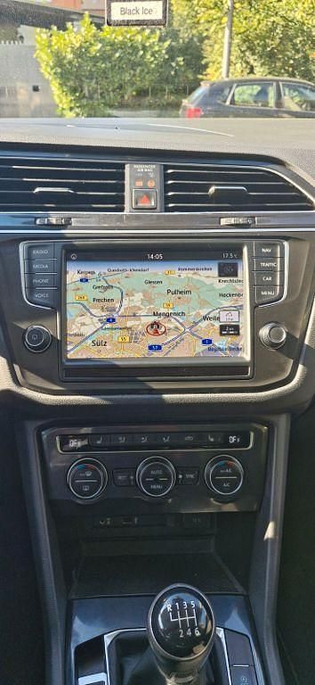 Gebraucht VW Tiguan Highline 150 PS (110 kW) 2016 Schwarz SUV