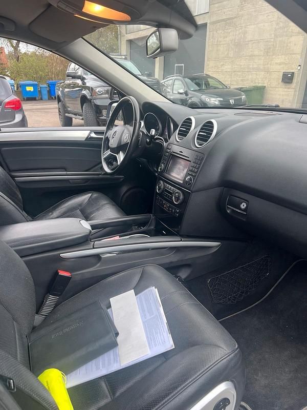 Gebraucht Mercedes ML450 306 PS (225 kW) 2010 SUV