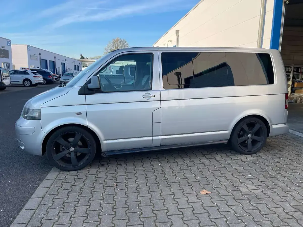 Gebraucht VW T5 131 PS (96 kW) 2007 Silber Van