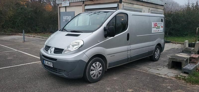 Gebraucht Renault Trafic 120 PS (88 kW) 2008 Grau Van / Kleinbus