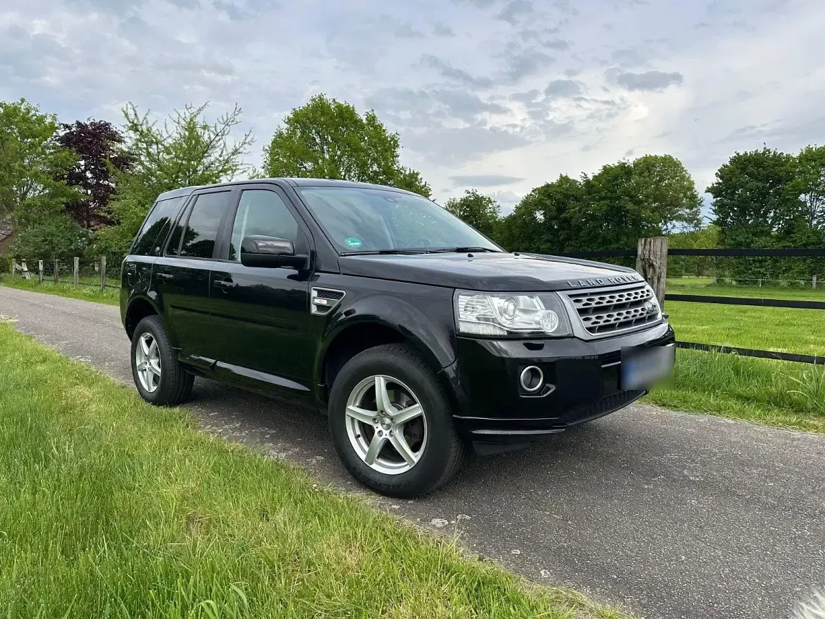 Gebraucht Land Rover Freelander 2 150 PS (110 kW) 2013 Schwarz SUV