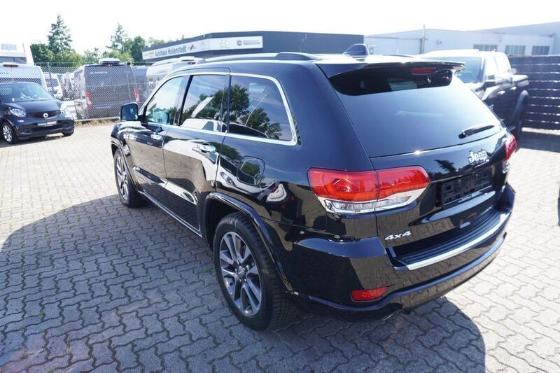 Gebraucht Jeep Grand Cherokee Overland 250 PS (183 kW) 2019 Schwarz SUV