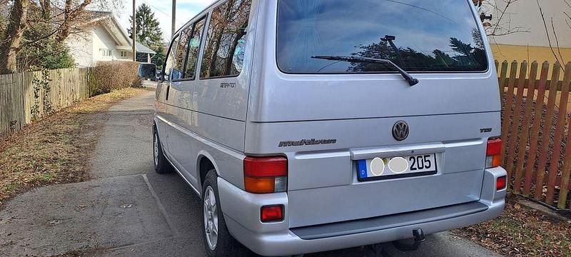 Second-hand VW T4 131 CP (96 kW) 2002 Argintiu Van