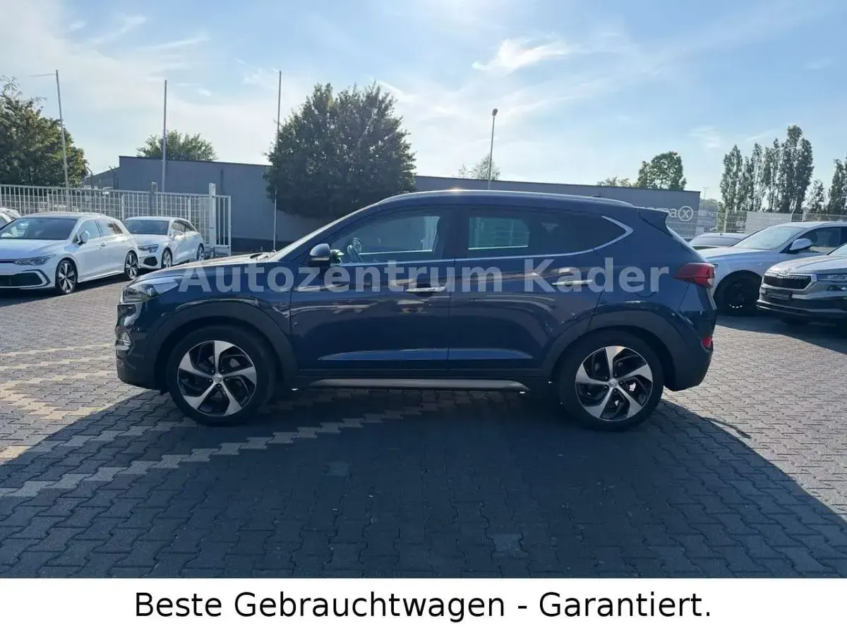 Gebraucht Hyundai Tucson Premium 177 PS (130 kW) 2017 Stargazing blue SUV