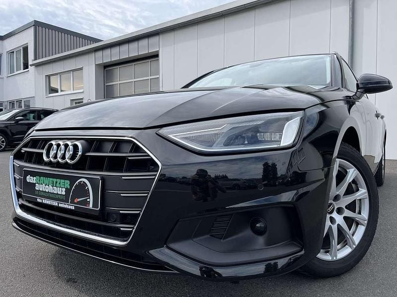 Schwarz Gebraucht 2023 Audi A4 Kombi | 29.860 € (Guter Preis) - Bild 1/4